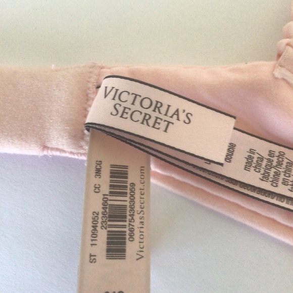 VICTORIAS SECRET BODY BY VICTORIA UNLINED DEMI BRA SIZE 34C NWT - Picture 10 of 16